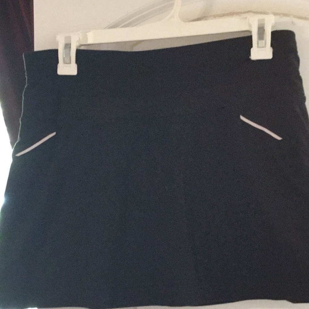 Black Athleta skirt size small